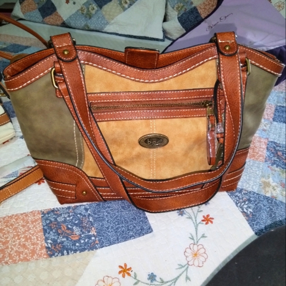 Woman's b.o.c. large leather handbag